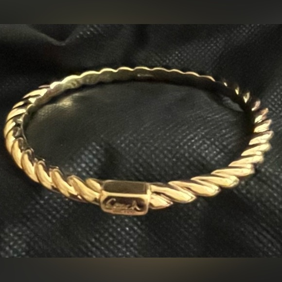 Coach Jewelry - 🔥RARE🔥COACH Polished Gold Solid Twisted Rope Bangle